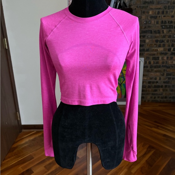 lululemon athletica Tops - Lululemon Swiftly tech 2.0 Pink Long Sleeve Cropped Top